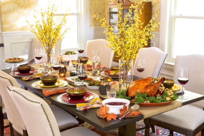 How to decorate the dining room for thanksgiving