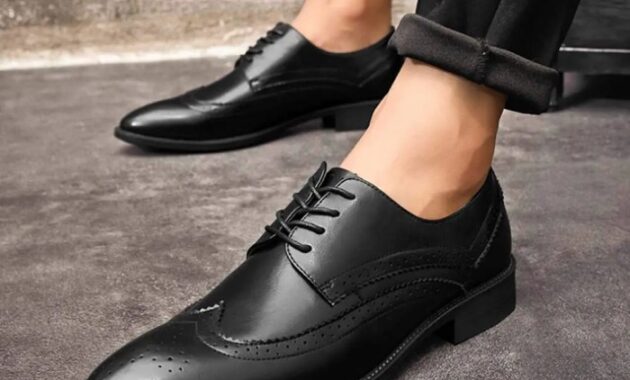 Mens Slip Resistant Dress Shoes Stylish and Safe Footwear for Men