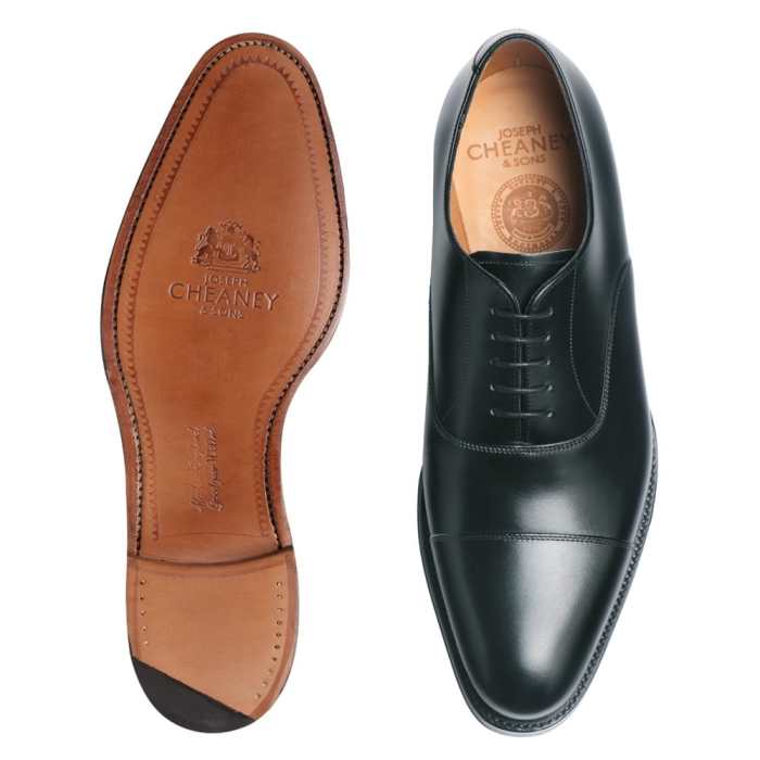 Mens dress shoes with leather soles